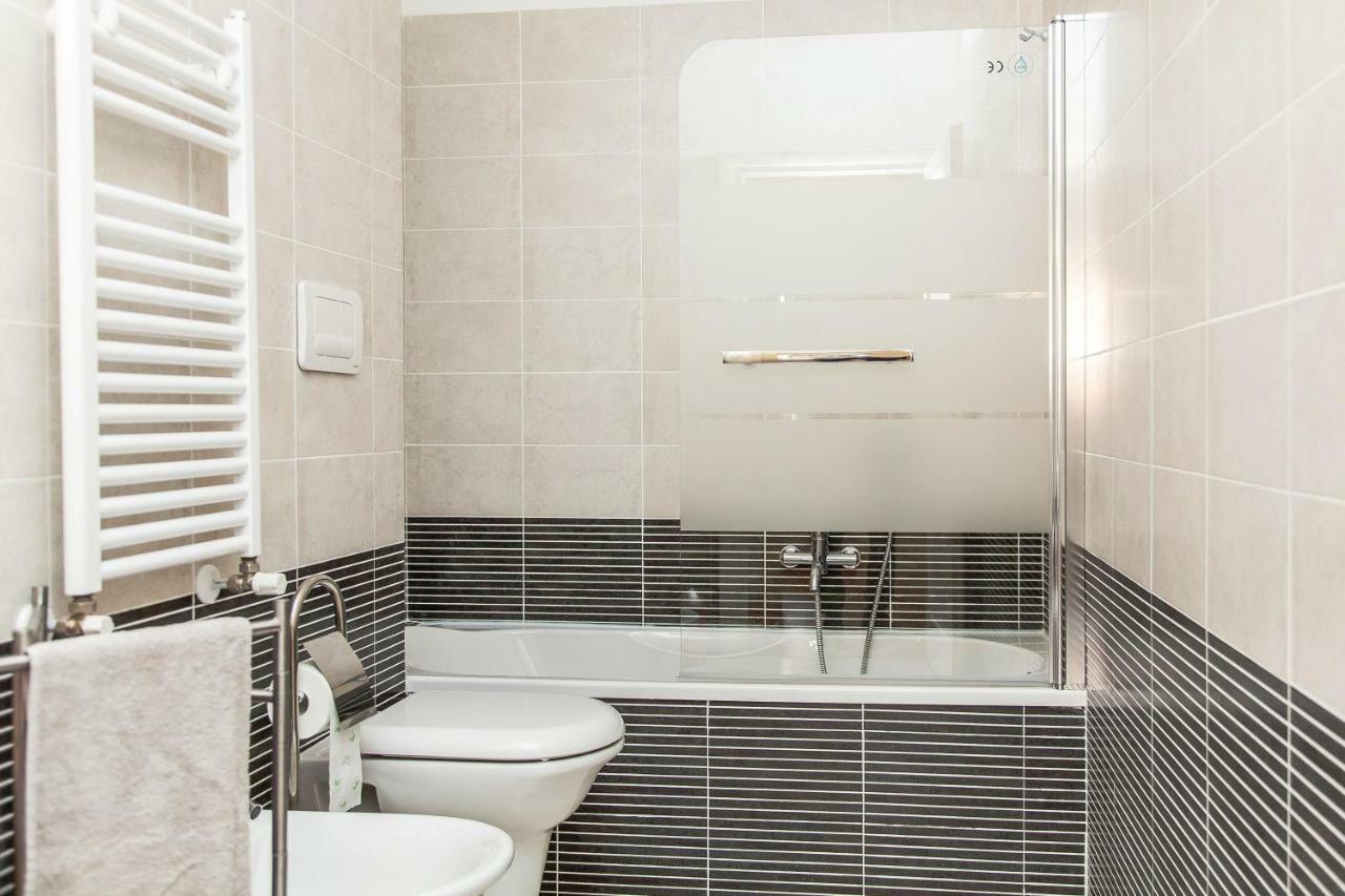 Boutique Domus River Terrace Apartment Rom